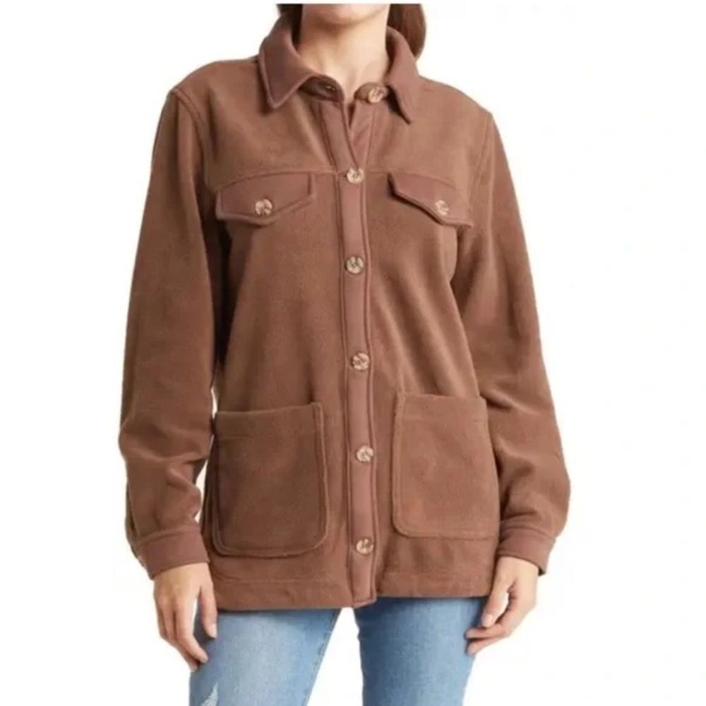 NWT Blank NYC Fleece Shacket in Brown . Size Medium